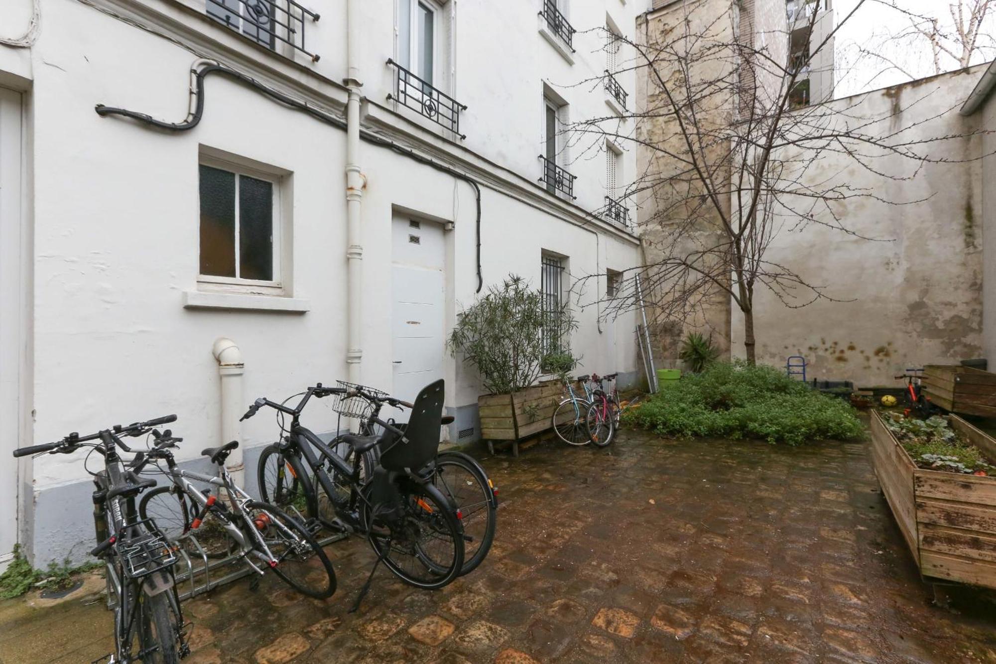 Nice And Comfortable Studio Apartment Parijs Buitenkant foto